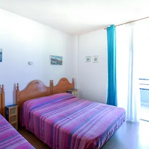 sistach-rentals-apartments-blaupark.topcostabravahotels.com/